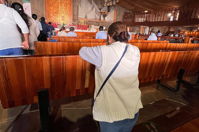 100% private tour in Guadalupe's Basilica with transport - How private touring changes the experience