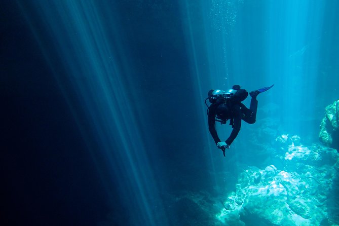 2 cenote divings (including one deep diving) for advanced divers in Tulum - Equipment, transport, and what the $215 covers
