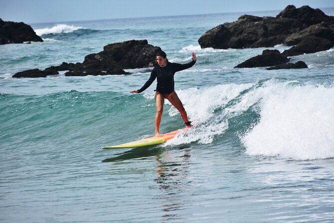 2-Hour Surf Lesson in the Waves of Puerto Escondido - The first minutes: safety, theory, and the pop-up