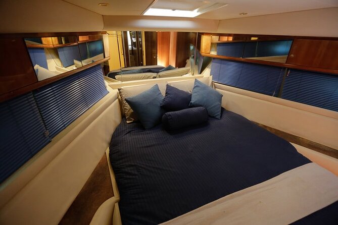 4 Hour - 47' Azimut, Tulum, Playa del Carmen, Riviera Maya - Setting out from Puerto Aventuras