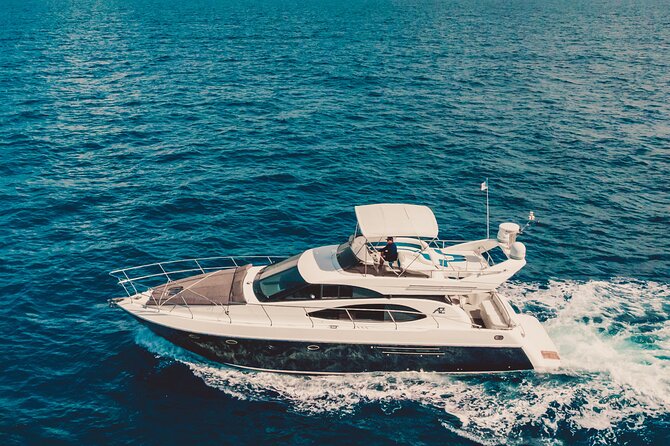 4 Hour 50' Azimut Yacht All-Inclusive in Tulum & Playa del Carmen - A private Azimut yacht changes the feel of the day