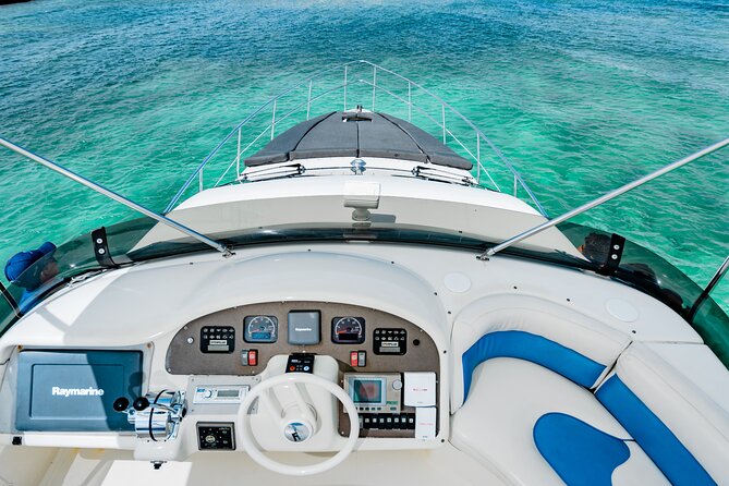 4 Hour 50' Azimut Yacht All-Inclusive in Tulum & Playa del Carmen - Who will enjoy this yacht trip most?
