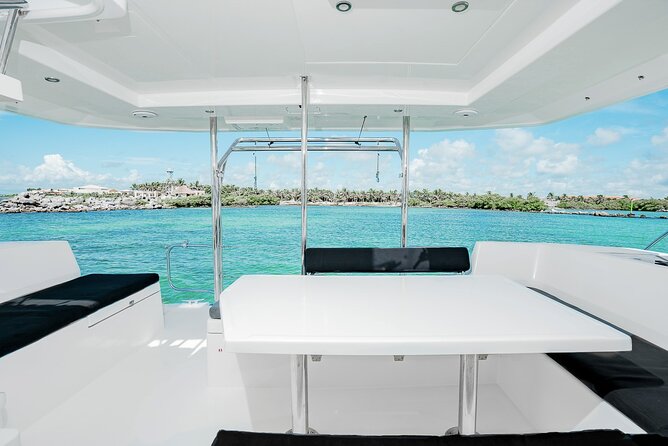 4H Lux 40' Catamaran All-Inclusive in Tulum and Playa del Carmen. - What the price really buys you