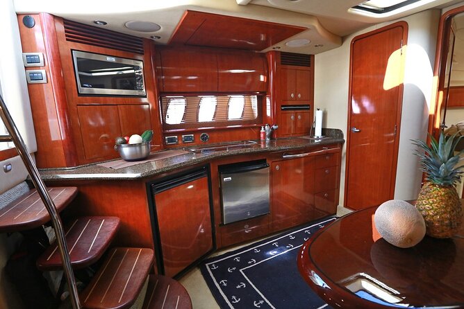 4H private 40' Yacht All-Inclusive in Tulum & Playa del Carmen - What the open bar really includes