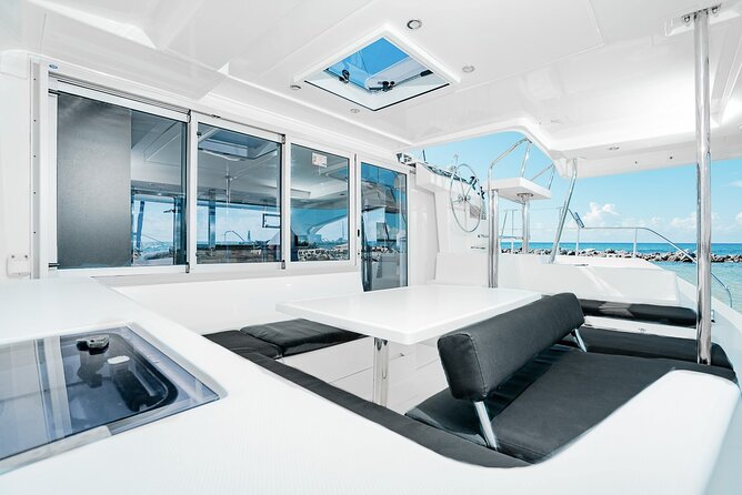 5-Hour 38'Luxury Catamaran All-Inclusive Tulum & Playa del Carmen - Troll Fishing and the Chef’s Family Sauce