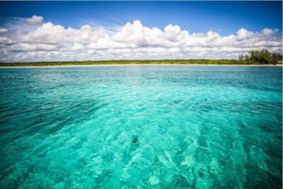 5H 42′ Azimut Yacht All-Inclusive from Tulum & Playa del Carmen.