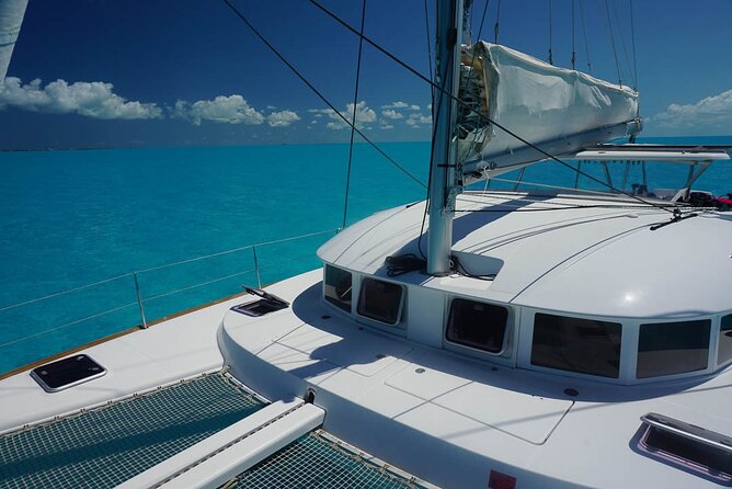 5H Private 40'Catamaran All-Inclusive in Tulum & Playa del Carmen - Troll fishing and cooking your catch