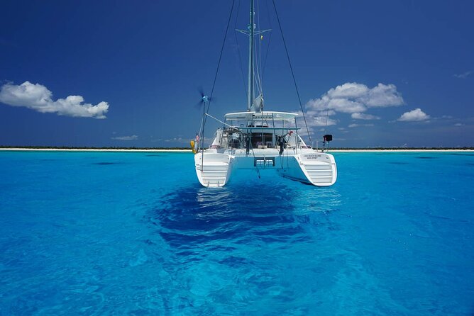 5H Private 40'Catamaran All-Inclusive in Tulum & Playa del Carmen - The cruise north to In-Ha