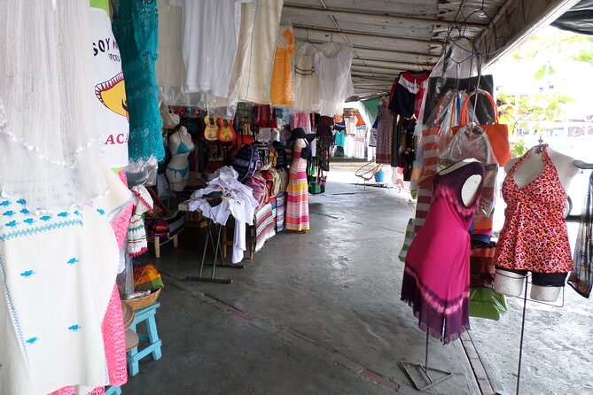 Acapulco City Tour - Plaza Alvarez and Acapulco’s downtown center