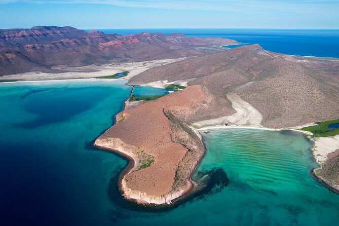 Adventure to Espiritu Santo Island: Snorkel with Sea Lions and Beach - The long ride toward Isla Espiritu Santo