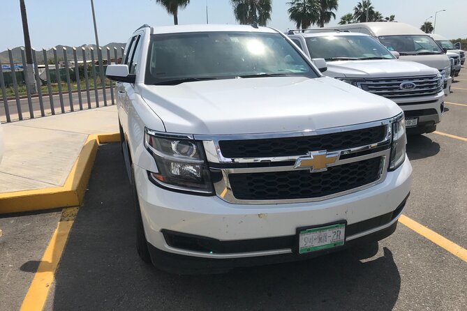 Airport Los Cabos Private Transportation - The welcome drinks: a small perk with a catch
