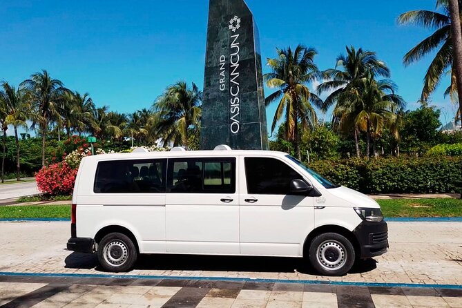 Airport Shuttle to Cancun and Hotel Zone - A simple ride from Cancun Airport to your hotel