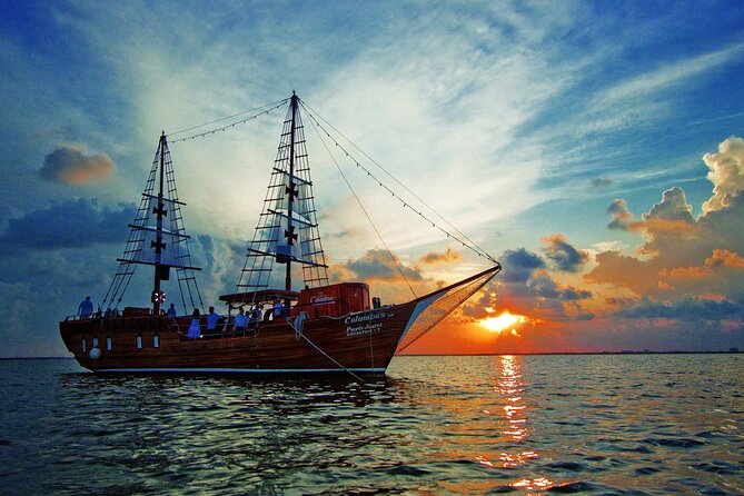 Amazing Romantic Dinner on a Spanish Galeon with Saxophone Music - Seating, comfort, and the boat layout