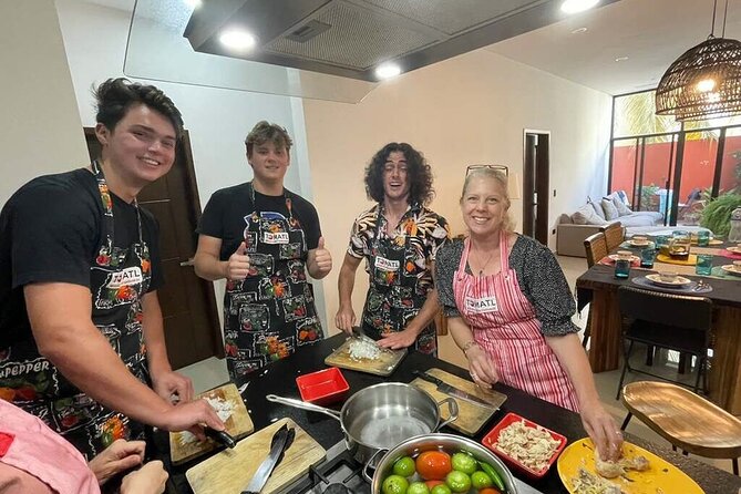 Authentic Mexican Cooking Class in Mazatlan - Arriving at Av del Tiburón 1825