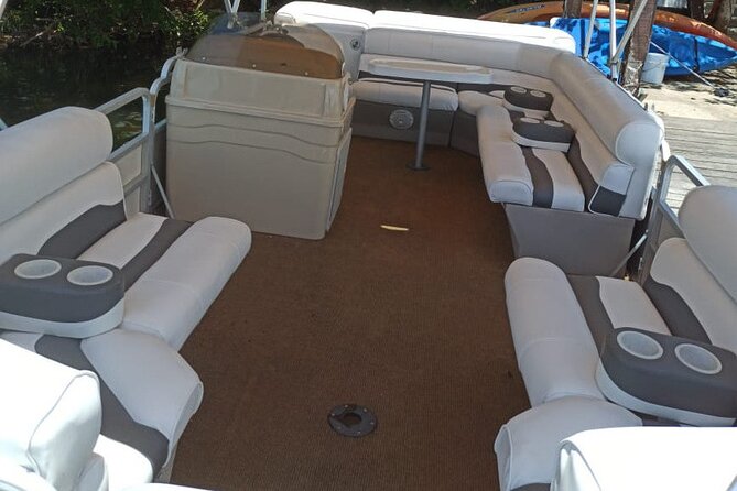 Bacalar 101- Private Tour of the Lagoon of the 7 Colors - Why a private boat works so well in Bacalar