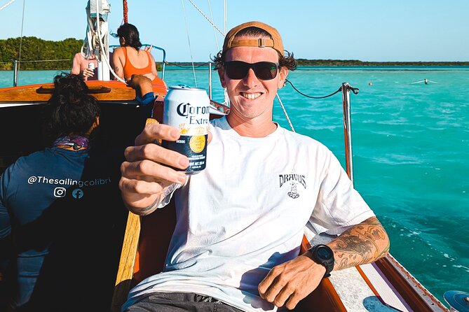 Bacalar: 4hr Private Sailing Tour with Guacamole & Drinks - Why a private boat changes the Bacalar outing
