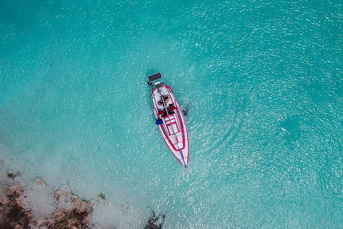 Bacalar: 4hr Private Sailing Tour with Guacamole & Drinks - Cenote Negro and Isla de los Pájaros