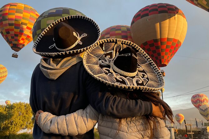 Balloon Flight and Teotihuacan Tour w/Breakfast from Mexico City - What the $137.06 price really buys