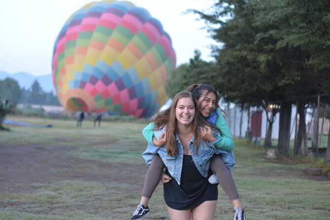 Balloon Flight + Breakfast in a cave + Pick up CDMX + Pyramids - The 4 a.m. pickup from Mexico City