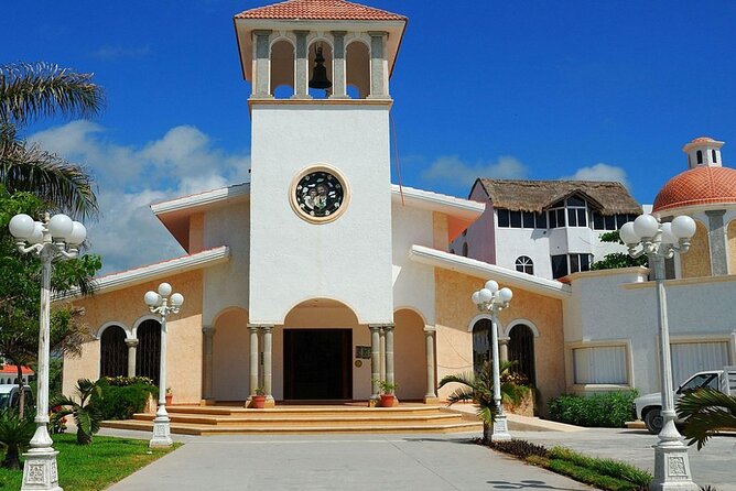 Beachside Tacos & Town Tour with Tequila Tasting From Cancun - Puerto Morelos: a gentle town walk by the sea