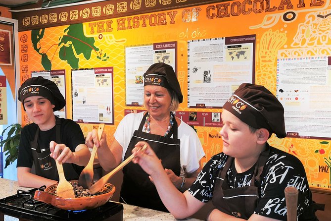 Bean to Bar Chocolate Workshop in Puerto Vallarta - The instructors make a noticeable difference