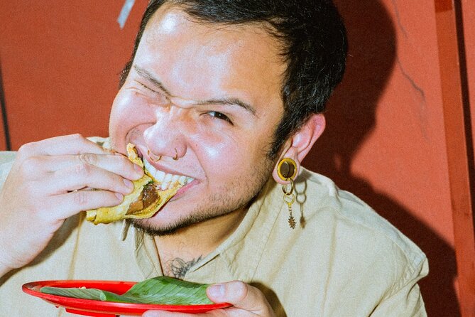 Bike to taste the world's best tacos - Mexico City - Pedaling from Roma Norte toward La Condesa