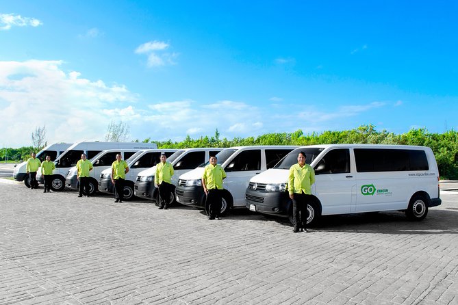 Black Luxury Van WiFi arrivals aboard from Cancun Airport - Flight monitoring and delays