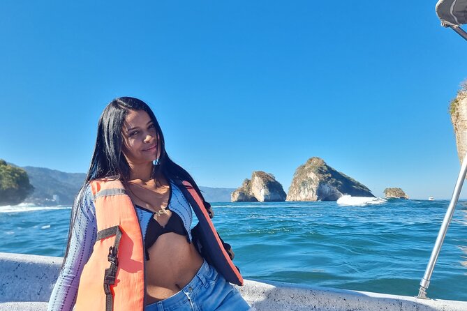 Boat and Snorkel Tour to 5 Islands of Los Arcos - The Mismaloya beach break and what lunch costs