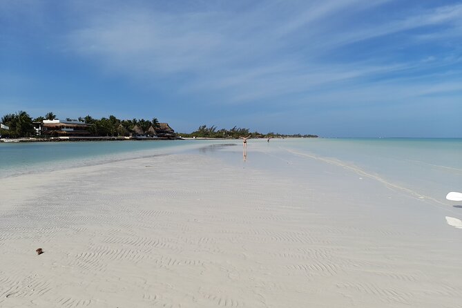 Boat Tour of Three Islands in Holbox with Transportation - Yalahau Lagoon and the MX$100 Freshwater Stop