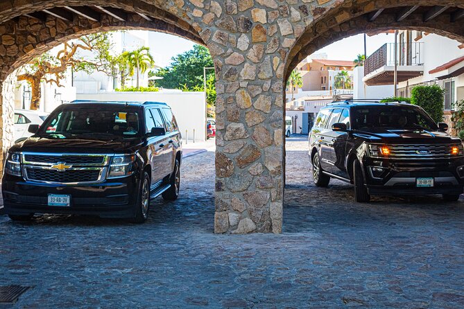 Cabo Airport Transportation - Longer routes to Todos Santos, Los Barriles, La Paz, and Loreto