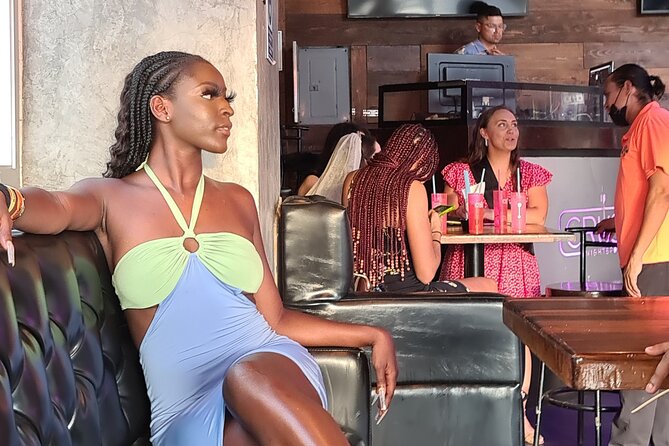 Cabo Bar Crawl - The BEST Bar and Clubs in Cabo - Saloon Cabo and the fire show