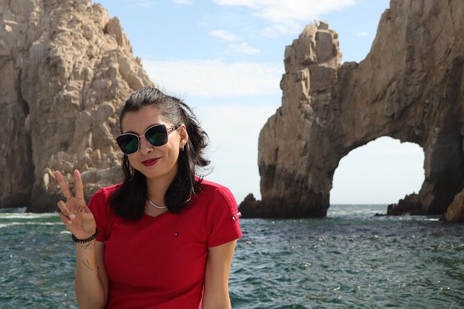 Cabo San Lucas Arc Group Tour in Glass Bottom Boat - Why this short Cabo boat ride works