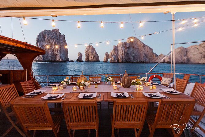 Cabo San Lucas Luxury Sailing Yacht and Dinner with a Chef - Sailing toward Land’s End and the Arch
