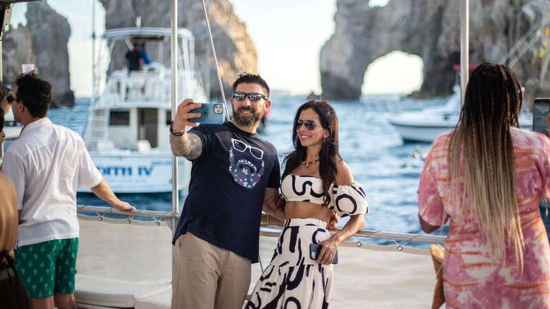 Cabo San Lucas: Sunset Party Cruise with Open Bar - Thirty minutes of Cabo scenery from the water