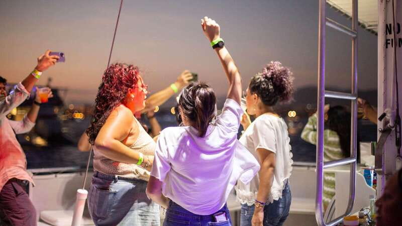 Cabo San Lucas: Sunset Party Cruise with Open Bar - How the $86 price measures up