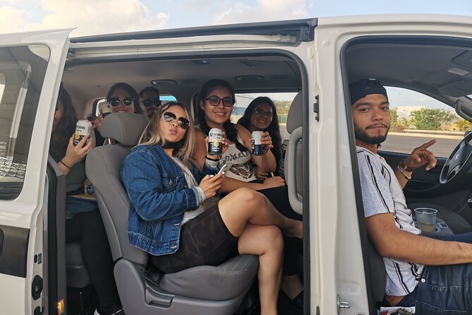 Cancun Airport Private Transfer to Hotels - Arriving at Cancun Airport and finding your driver