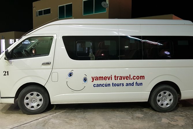 cancun airport shuttle - Finding the representative at Cancún Airport