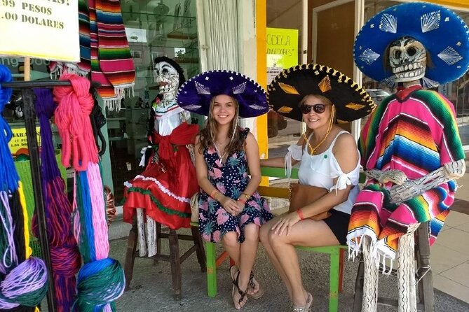 Cancun City Sightseeing and Shopping Tour on a Double Decker bus - Guides, drivers, and group size