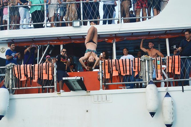 Cancun Dancer Cruise to Isla Mujeres with Snorkeling and Lunch - Fajita lunch is better than the price suggests