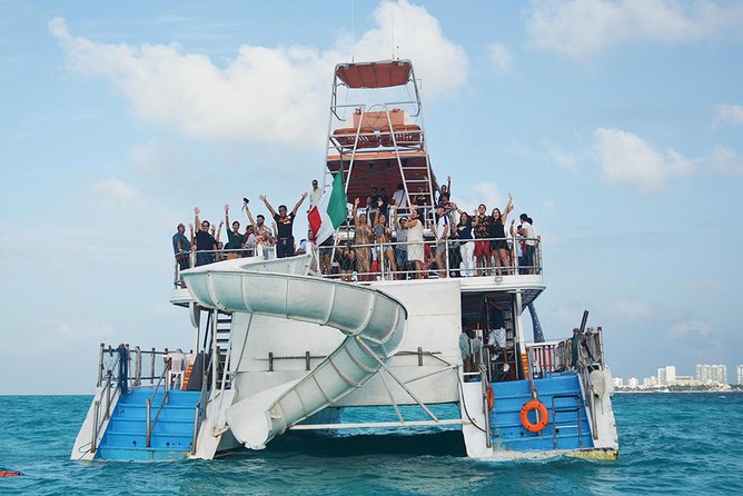Cancun Dancer Cruise to Isla Mujeres with Snorkeling and Lunch - Boarding at Teatro de Cancún at 9:30 a.m.