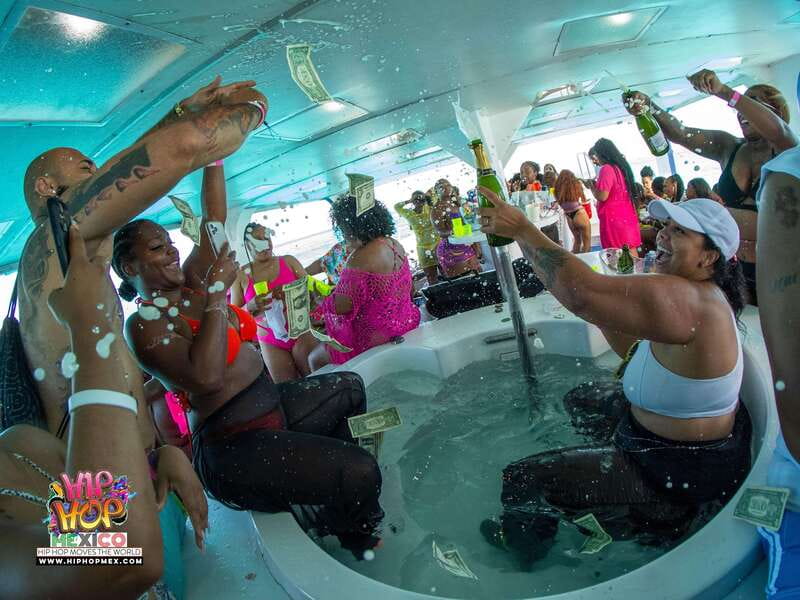 Cancun: Hip Hop Sessions Party Boat Cruise - Food, photographs, and the details that affect value