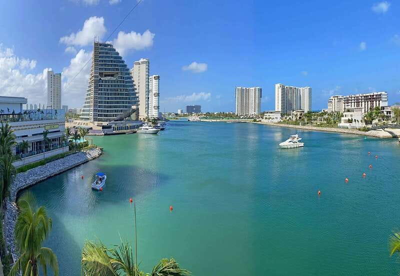 Cancun: Hop-On-Hop-Off Sightseeing Bus Tour - Following the Hotel Zone from kilometer 6 to 17
