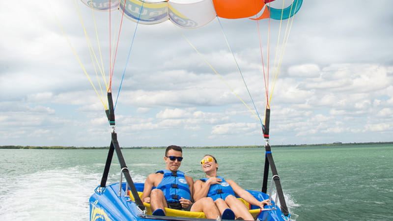 Cancún: Skyrider Parasailing Experience - Arriving 30 minutes early at the meeting point