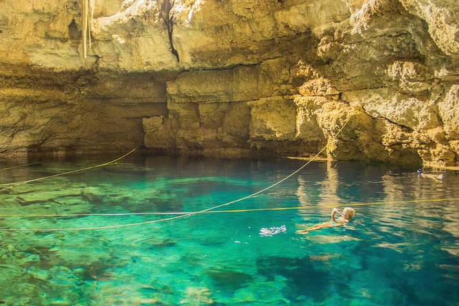 Cancun tour 4x1 Tour of Tulum, Coba, Cenote and Playa del Carmen - Lunch is included, but the schedule can be slow