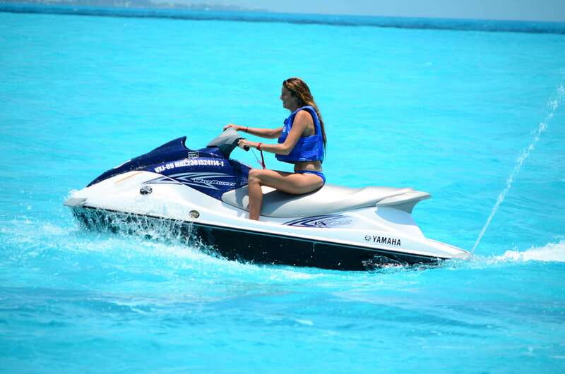Cancun: Waverunner in Nichupte Lagoon - What the Nichupte Lagoon ride is really like