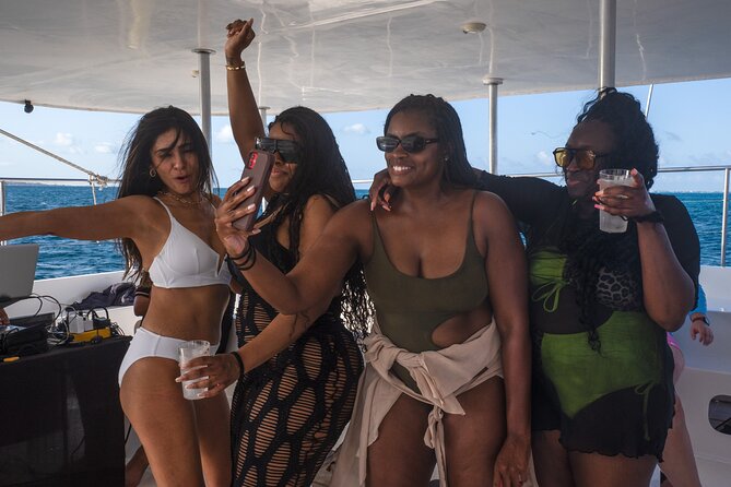 Catamaran Booze Party With Open Bar in Cancun - Who Will Enjoy This Party Cruise?