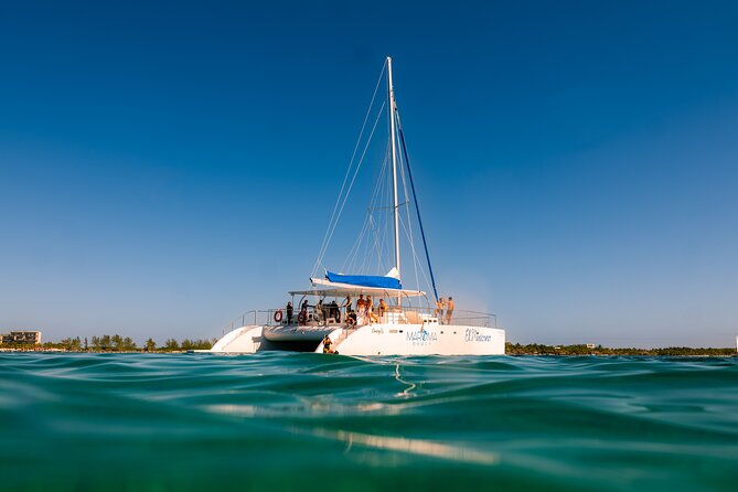 Catamaran Cruise in Riviera Maya With Snorkeling & Beach Club - A second water stop and time on deck