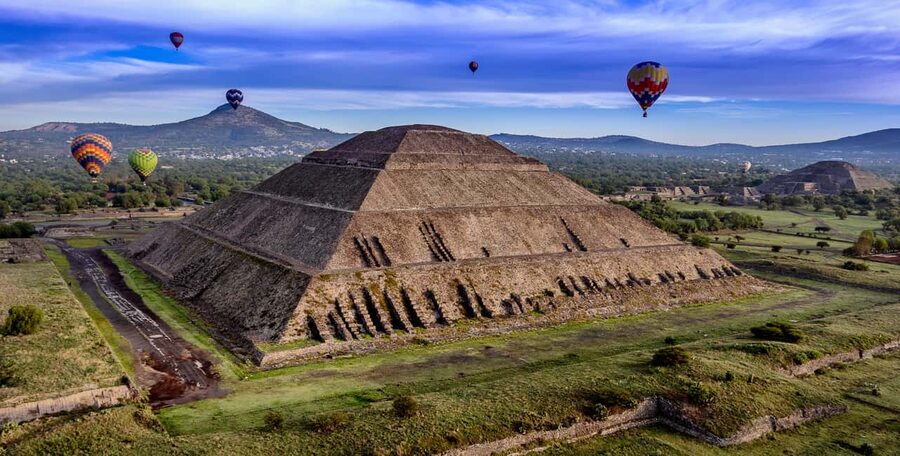 CDMX: Teotihuacan Hot Air Balloon with Breakfast - The Guadalupe Shrine and the final afternoon stop