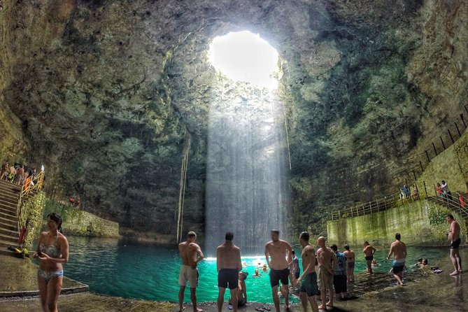 Chichen Itza, Cenote Hubiku, and Ek Balam- Small Group - Guides, drivers, and the small-group advantage