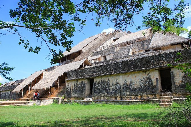 Chichen Itza, Cenote Hubiku, and Ek Balam- Small Group - Chichen Itza and the Kukulkan pyramid